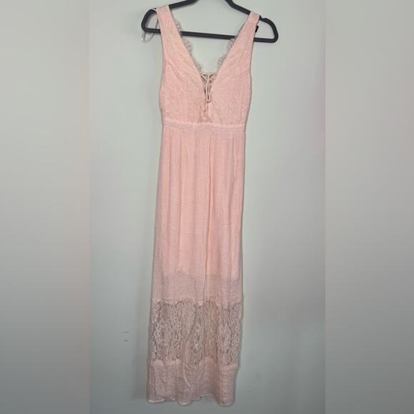 Forever 21 Blush Lace Maxi Small Dress - Picture 12 of 13